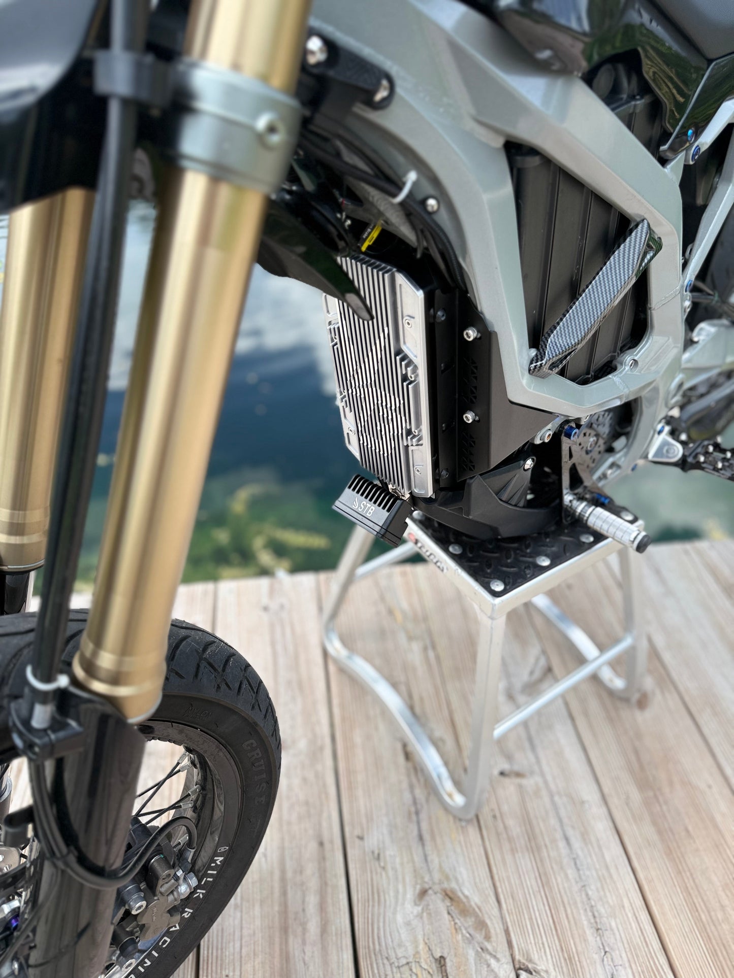 Streetbeam Wheelie Light